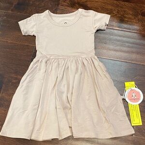Monkeeroos Bamboo Cream Twirl Dress With Pockets 2T NWT